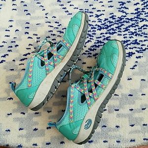 Girls summer outdoor water shoes 2 Chaco